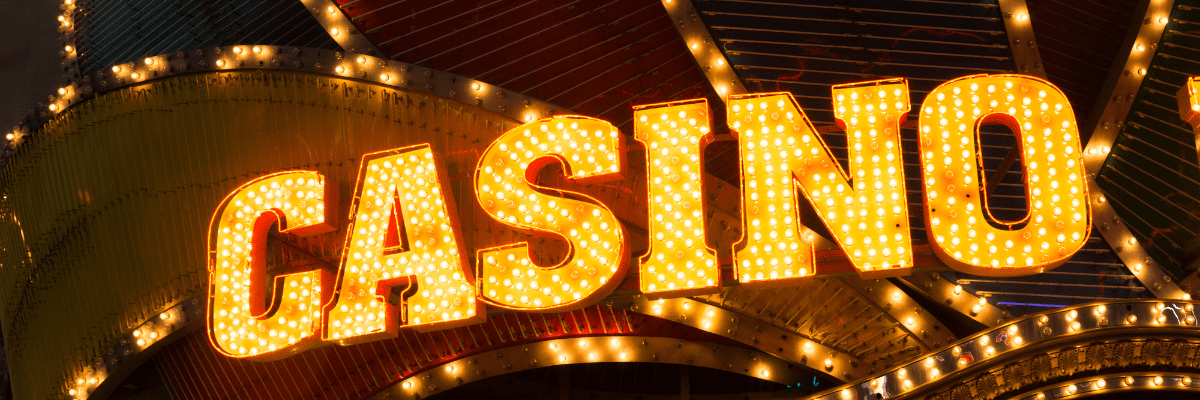 ভাইব্র্যান্ট গেমিং সিনসহ L444 গেমস পেজ ব্যাকগ্রাউন্ড